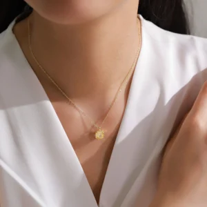 Luxurious Gold Zircon Pendant Necklace Gold Plated